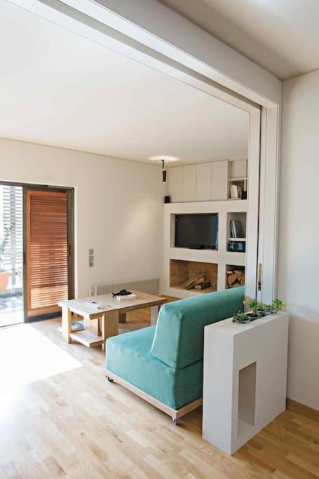 Hidesign Athens Tube Luxury Apt In Kolonaki Exterior photo