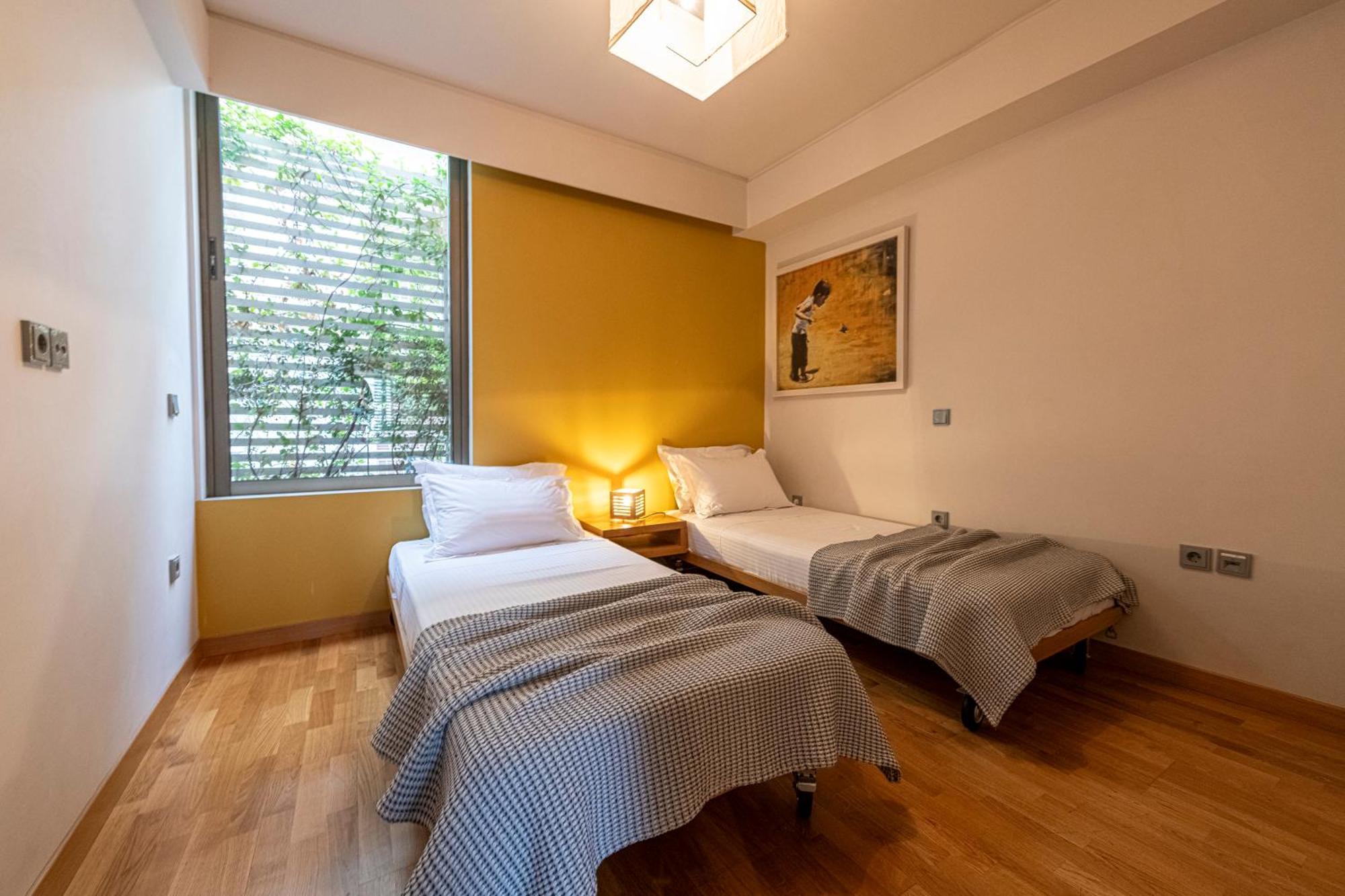 Hidesign Athens Tube Luxury Apt In Kolonaki Exterior photo